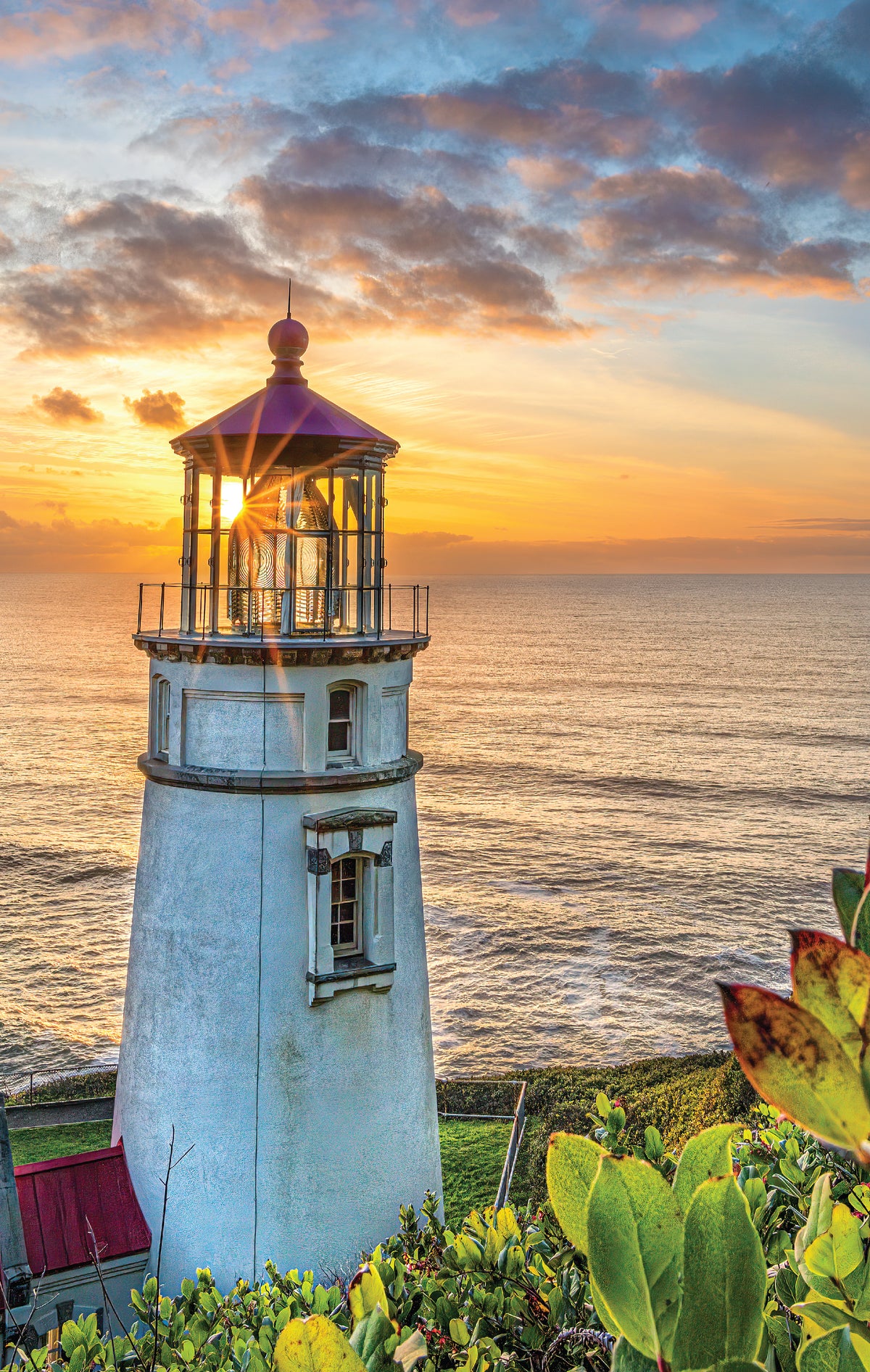 Heceta Head Lighthouse, Last Light